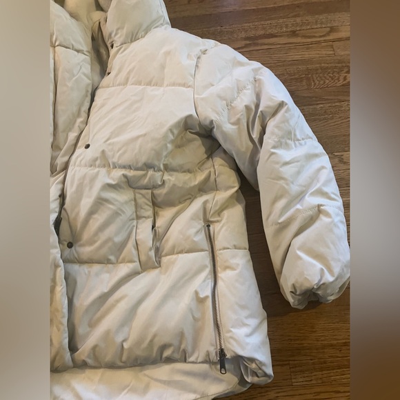 Old Navy Self Care Puffer Coat Fur Lined Side Zip Vents Wish Bone M - Picture 5 of 6